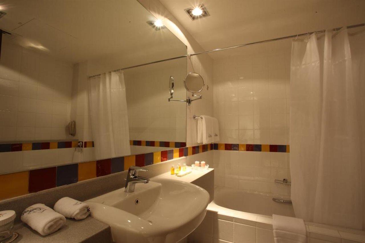 L'Arabia Hotel Apartments Abu Dhabi Bilik gambar